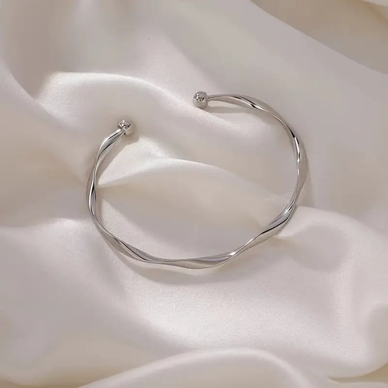 Zapestnica-Linea Twist